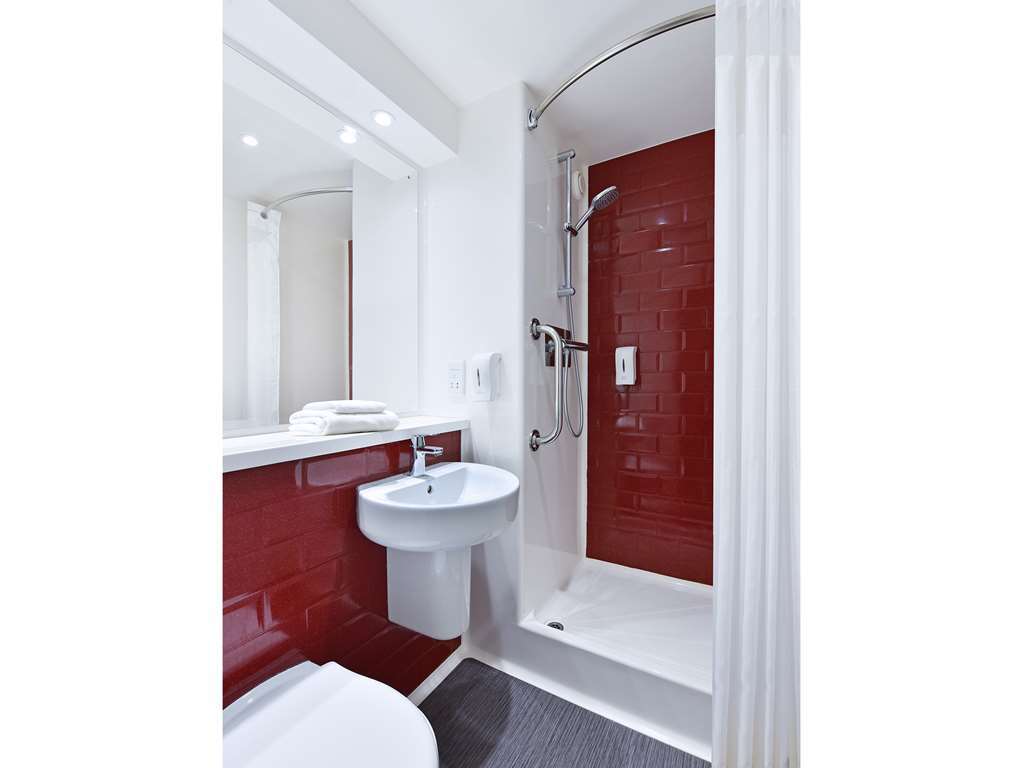 Travelodge Wincanton Room photo